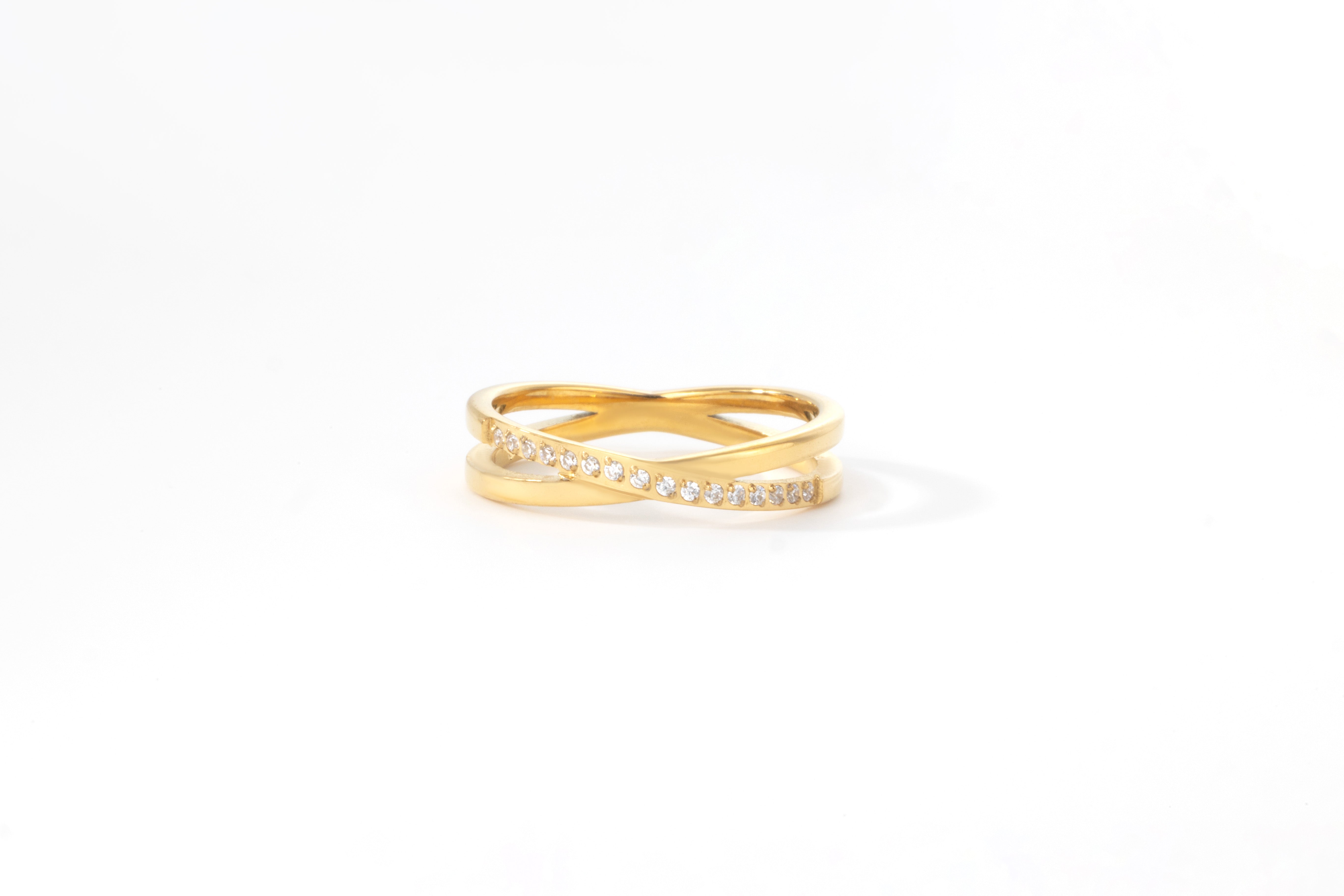 Crossing Wave Ring