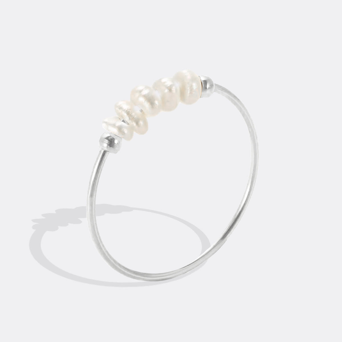 Mini Pearl Ring