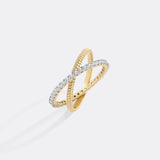 Twisted Interlocking Diamond Band
